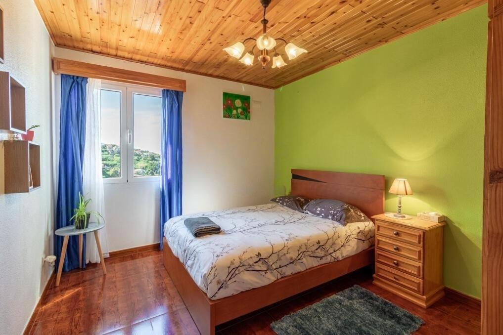Casa Central - Peceful Mountain Retreat In Calheta Ribeira do Raposo Eksteriør bilde