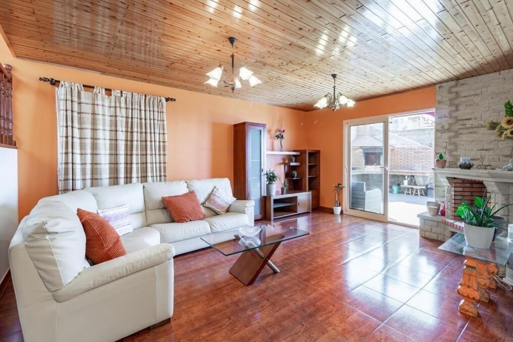 Casa Central - Peceful Mountain Retreat In Calheta Ribeira do Raposo Eksteriør bilde
