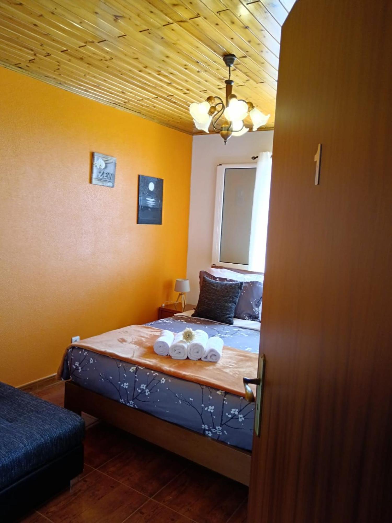 Casa Central - Peceful Mountain Retreat In Calheta Ribeira do Raposo Eksteriør bilde